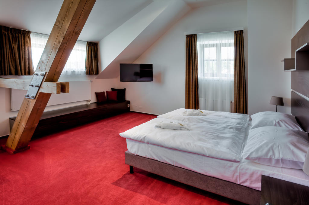 Hotel Zamecka Sypka Blansko Oda fotoğraf