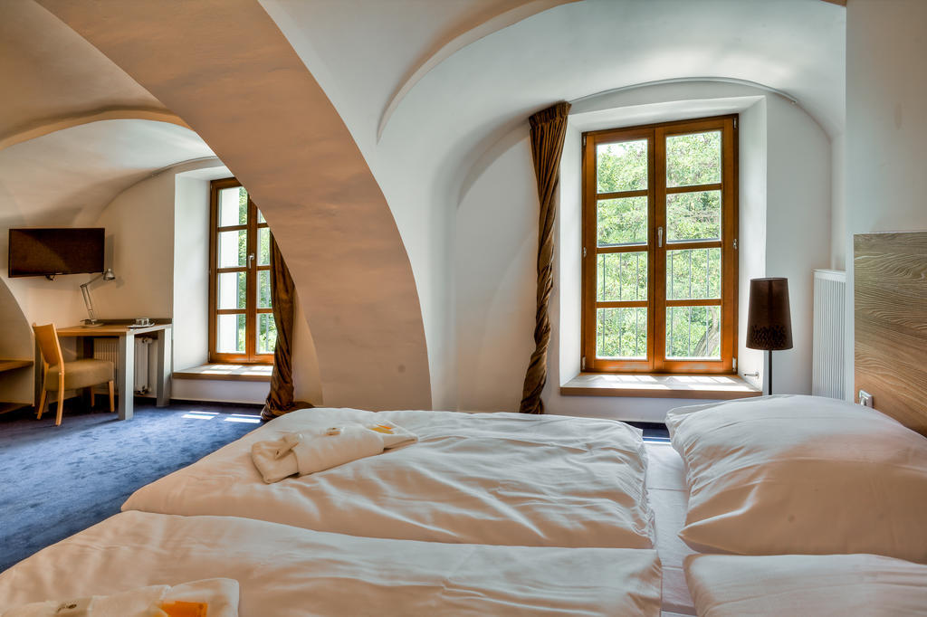 Hotel Zamecka Sypka Blansko Oda fotoğraf